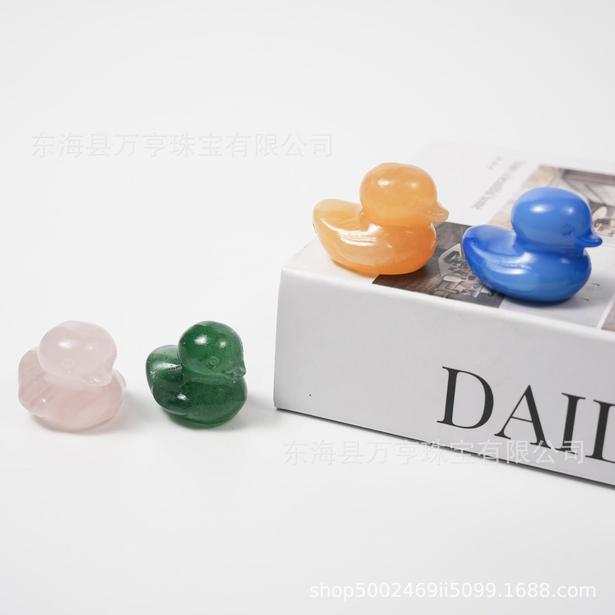 25mm水晶鸭子雕刻件天然水晶原石半宝石动物矿标批发Crystal Duck
