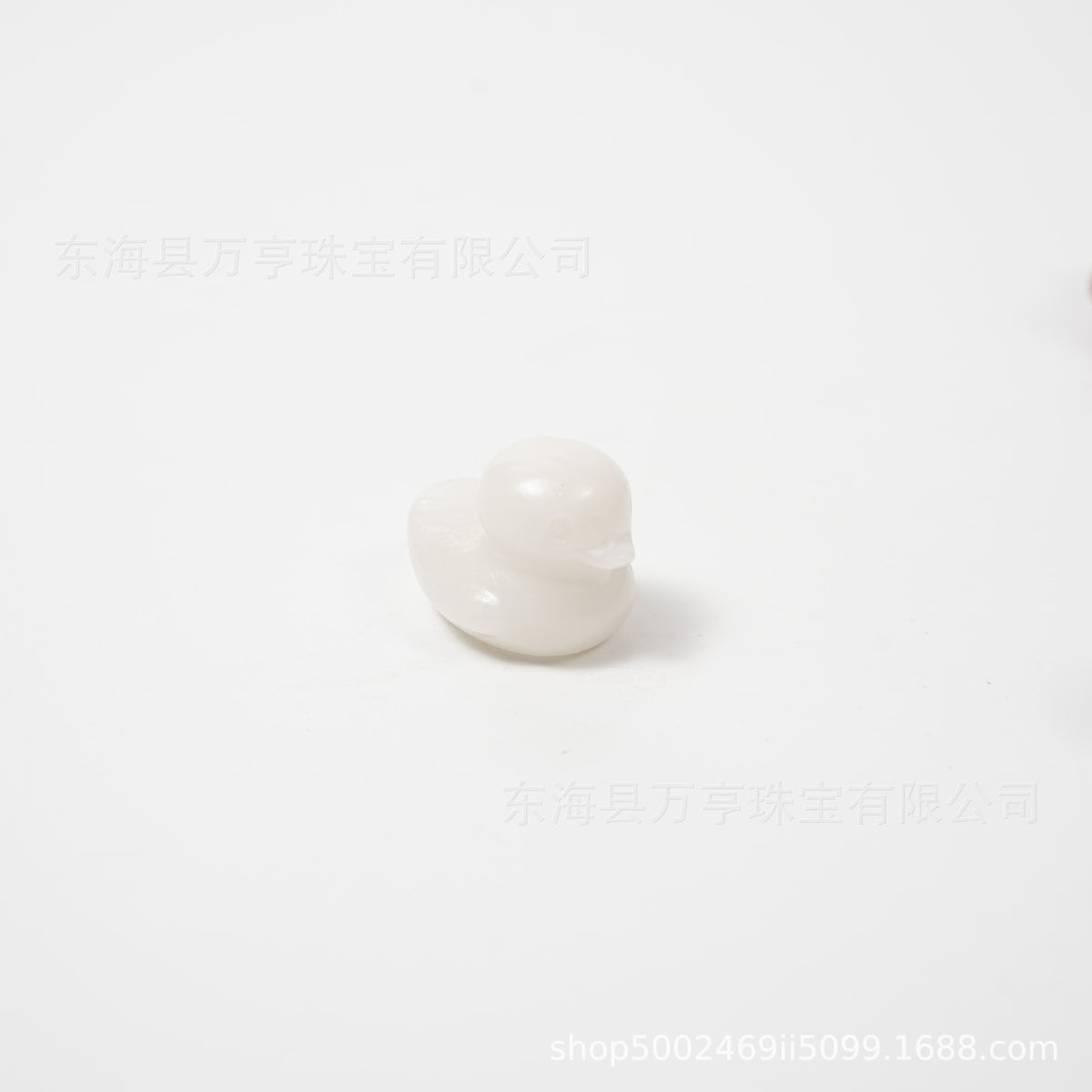 25mm水晶鸭子雕刻件天然水晶原石半宝石动物矿标批发Crystal Duck