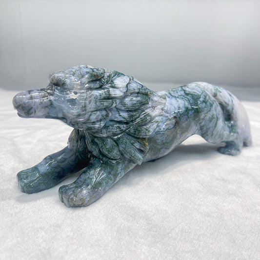 Moss agate hand carving wolf home ornament